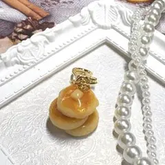 よくばりホットケーキのキーホルダー② chackymade レジン　樹脂粘土