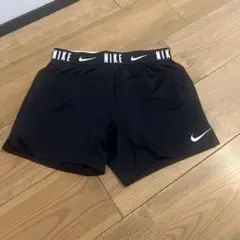 Nike 半ズボン Sサイズ 黒