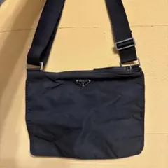 PRADA ブラック ナイロン ショルダーバッグ