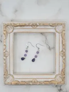 心安らぐラベンダーカラー。ドロップ型アメジストのハンドメイドピアス