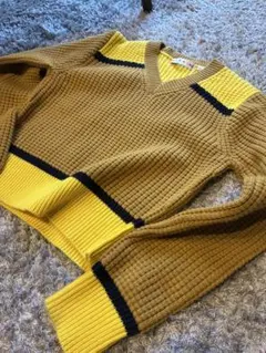 MARNI UNIQLO Vネックニット 長袖 イエロー ブラウン