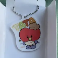 BT21☆アクリルキーホルダー☆TATA☆ファミリーマート
