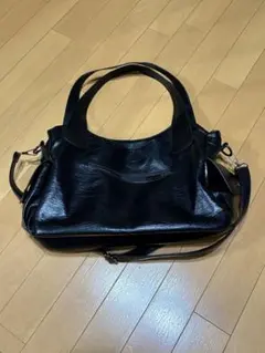 ショルダーバッグ　2way レディース　黒　軽量　通勤　通学