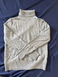 UNIQLO カシミヤセーター　グレー