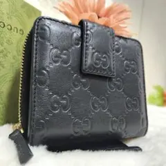 ✨極美品✨グッチ　二つ折り　ラウンドファスナー シマレザー　ブラック　レザー