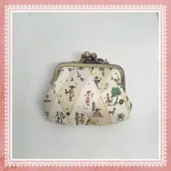 ハンドメイド　がま口ミニポーチ　リバティ　 ピクニックパレード