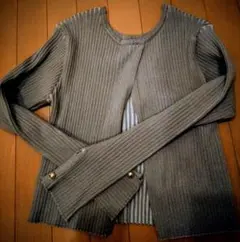 金ボタン カーディガン