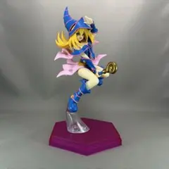 ブラックマジシャンガール フィギュア