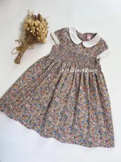 新作　ピンク花柄　スモッキング ワンピース　ファミリア　組曲　好き