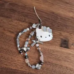 HELLOKITTY×BRILMY ミラー付きビーズストラップ　キラキラ