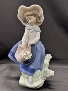 【廃盤稀少】リヤドロ LLADRO 虹を描く天使 フィギュリン01005440 廃盤稀少】リヤドロ LLADRO 虹を描く天使 フィギュリン01005440 - メルカリ
