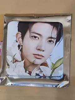 enhypen cafe 宵　ヒスン　缶バッチ