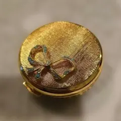 Item thumbnail for item f123cd1c-0b96-4932-ab48-e74659b59c2f