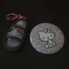 ハローキティ ピンバッジとキーホルダーセット