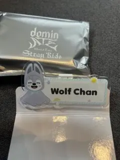Stray Kids Wolf Chan ネームバッジ スキズ バンチャン