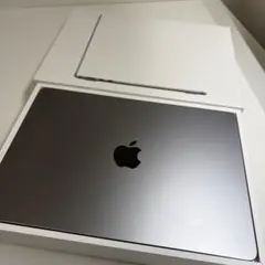 【美品】MacBook Air （M2, 2022）13.6㌅ 元箱付き