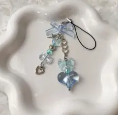 ビーズキーホルダー　水色　ブルー