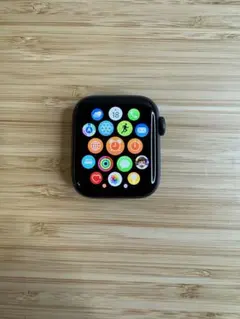 Apple Watch SE 第一世代 GPSモデル 40mmスペースグレイ