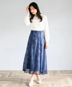 MISCH MASCH スパンコールコード刺繍レーススカート 25SS 水色のサムネイル