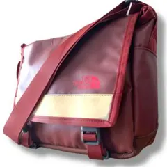 Item thumbnail for item c35c9963-b6ab-4d9e-9a26-7bf1ee6b0802