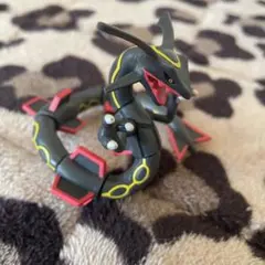 2026年最新】モンコレ 色違いレックウザの人気アイテム - メルカリ