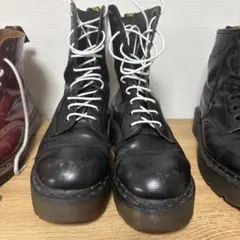 Dr. Martens 初代クレイジーボム10ホールスチールトゥ - メルカリ