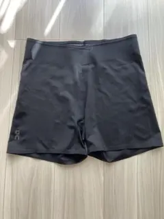 ON ショーツ ショートタイツ レディースM ハーフタイツ ランニングタイツ