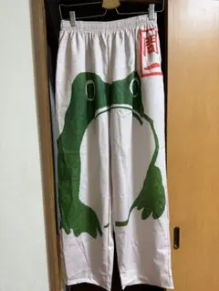 カエルデザイン ワイドパンツ※知る人ぞ知る例の商品。リメイクにも！