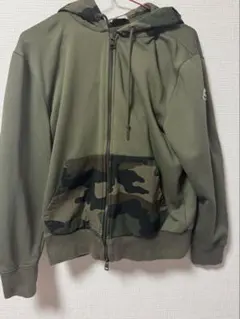 MONCLER カモフラ柄 パーカーのサムネイル
