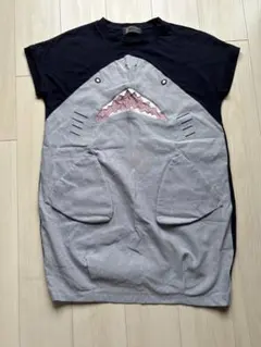 RIVET & SURGE サメ柄 半袖Tシャツのサムネイル