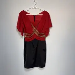 フリル袖ビーズ装飾赤黒ナイトドレス