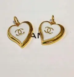 ヴィンテージ　シャネル 　チャーム ボタン　2個セット　♡　アンティーク