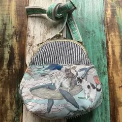 おとぎの国の猫と仲間たち　ハンドメイド　ショルダーバッグ　刺繍リボンストラップ