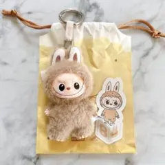 POPMART　PIN FOR LOVE　イニシャルラブブ【B】