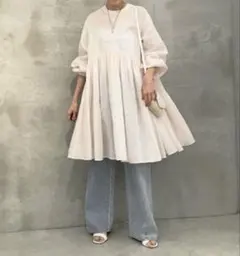 【極美品】BEARDSLEY リネン100% ギャザーチュニック Fのサムネイル