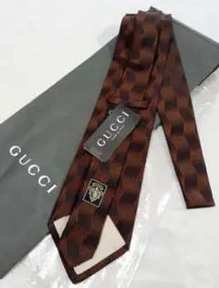 未使用 GUCCI グッチ ネクタイ 幾何学模様のサムネイル