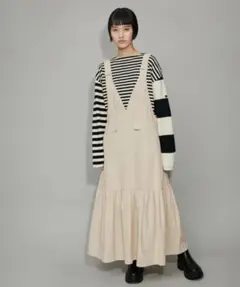 オーバーオールジャンパースカート