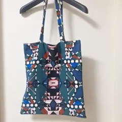 パピヨネ　マポエジー　キャンバストートバッグ