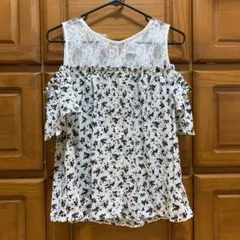 INGNI オフショルダー花柄トップス レース