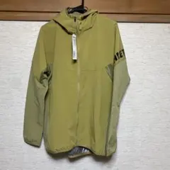 ATHLETA ナイロンジャケット Lサイズ