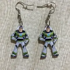バズ・ライトイヤー ピアス