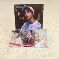 StrayKidsスマホスタンド(組み立て式) StrayKids トレカ3枚