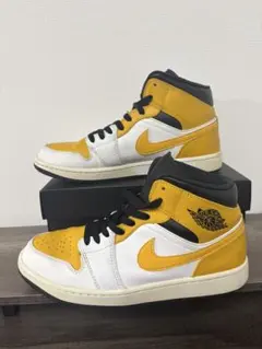 ナイキエアジョーダン　NIKE Air Jordan 1 イエロー 27㎝のサムネイル