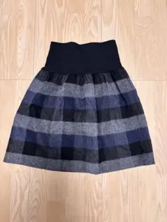 ネイビー系チェック フレアスカート ひざ丈　秋冬