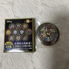 新品【匿名配送】ディズニー 金バッジ ミッキーフレンズ　Disney 缶バッチのサムネイル