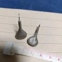 ピアスドロップ型シルバー