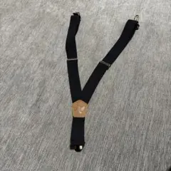 子供用 黒のY字型サスペンダー