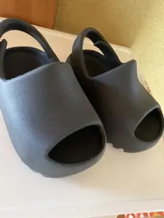 adidas イージー　スライド　14センチ