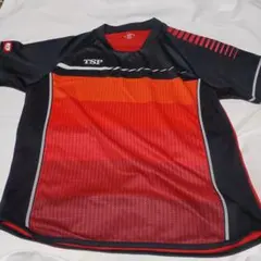 TSP 卓球ユニホーム黒/赤/オレンジ グラデーション