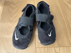 NIKE リトルリフト　14-14.5センチ